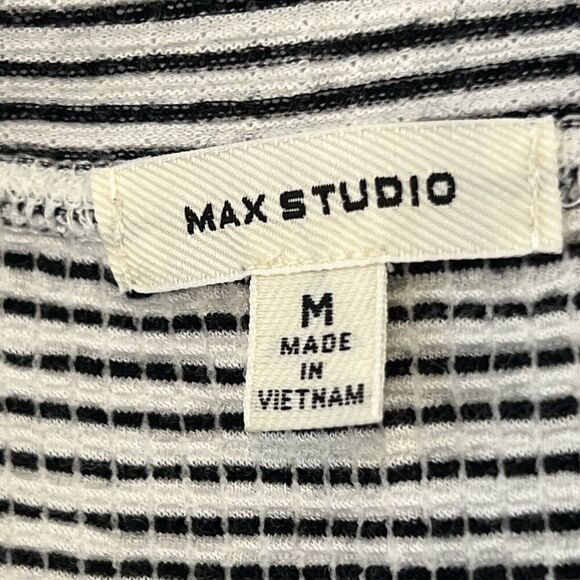 Max Studio Womens Size Medium White Black Stripe Sleeveless Tie Front Top - Picture 4 of 4